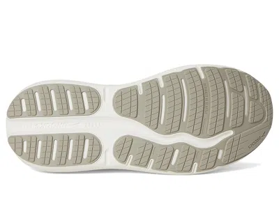 Brooks Ghost Max Se In Gray