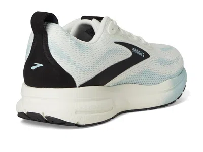 Brooks Trace 4 Running Shoe In Multi