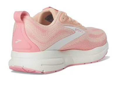 Brooks Trace 4 Running Shoe In Pink