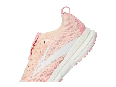 Brooks Trace 4 Running Shoe In Pink