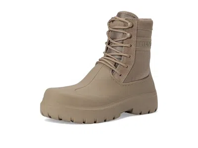 Hunter London In Neutral