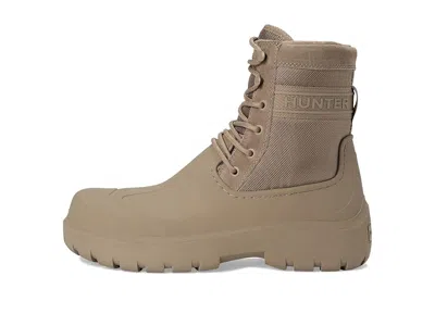 Hunter London In Neutral