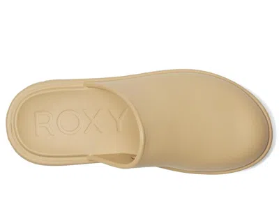 Roxy Maddy In Brown