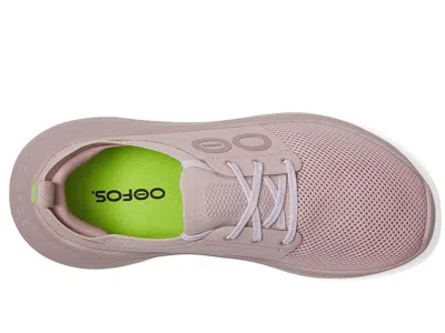 Oofos Oomy Stride In Pink