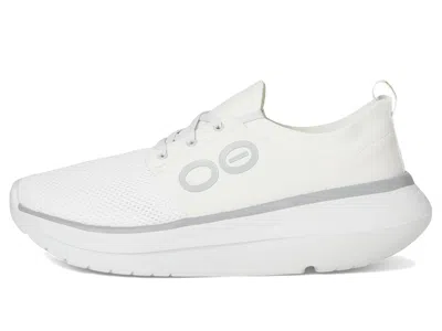 Oofos Oomy Stride In White