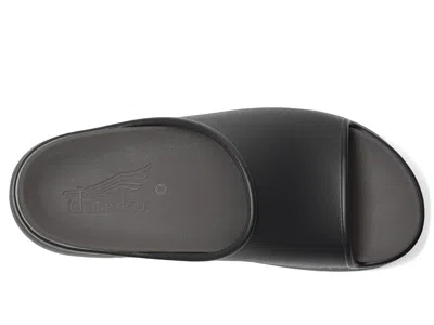 Dansko Devyn Recovery Slide Sandal In Black