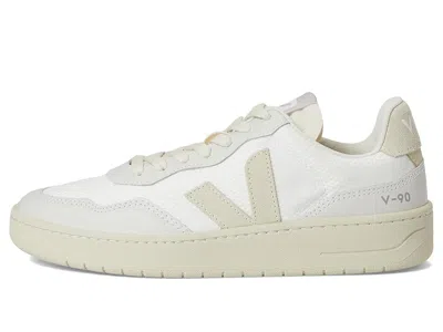 Veja V-90 In White