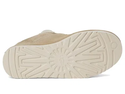 Ugg Lo Lowmel In Yellow
