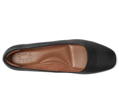 Naturalizer Wide Width Kelly Ballet Flat In Black