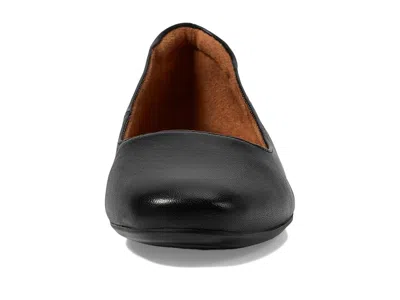 Naturalizer Wide Width Kelly Ballet Flat In Black