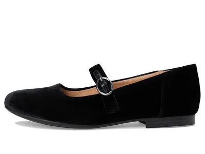 Naturalizer Kelly In Black