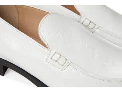 La Canadienne Dream In White