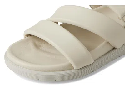 La Canadienne Garritt In White