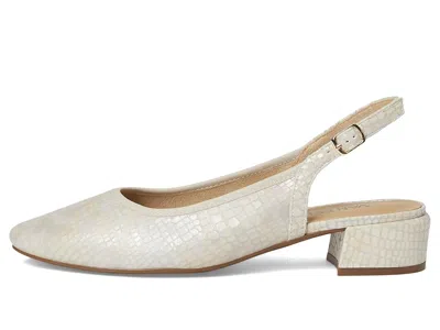 Vaneli Amory High In White