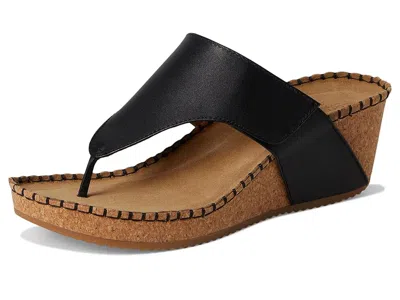 Comfortiva Edwyn Platform Wedge In Multi
