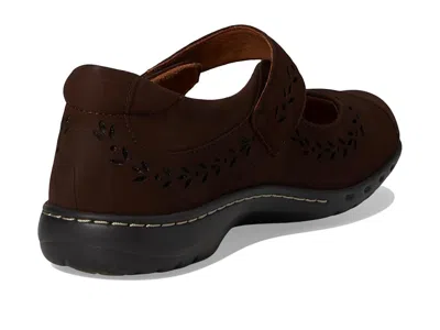 Cobb Hill Perry In Brown