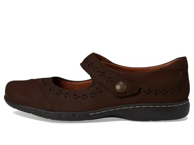 Cobb Hill Perry In Brown