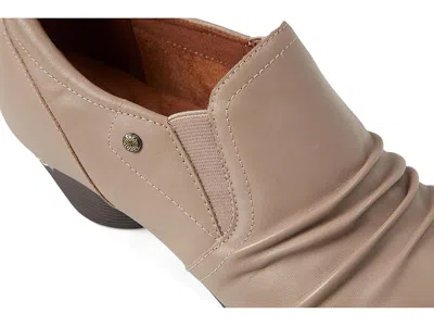 Cobb Hill Lucy High In Multi