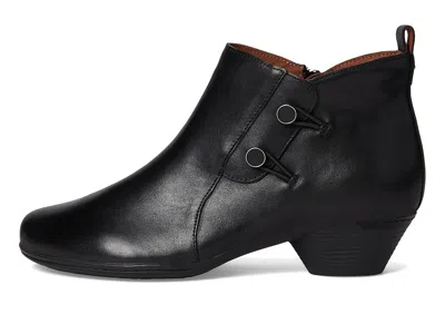 Cobb Hill Larsa In Black