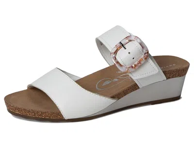 David Tate Fantasy In White