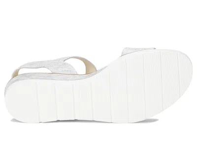 David Tate Scala In White