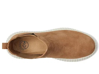 White Mountain Dignify In Brown