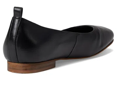 Softwalk Kiris In Black