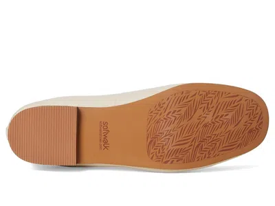 Softwalk Kiris In White