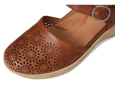 Softwalk Mabelle Clog In Brown
