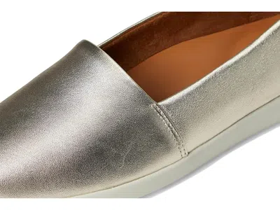 Softwalk Deva In Gold