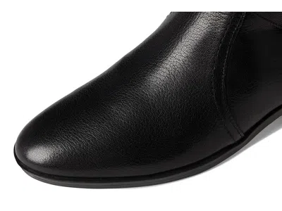 Naturalizer Rena2 Narrow Calf Boots In Black