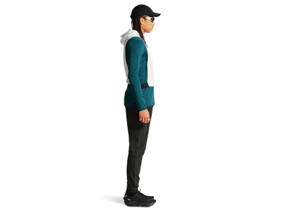 Craft Adv Essence Training Pants 2 In Black