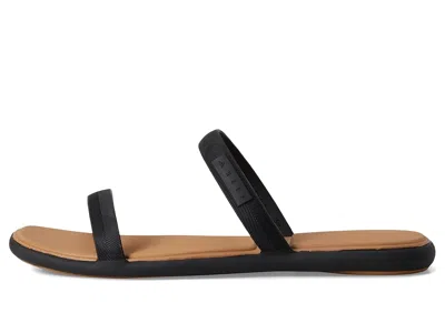 Reef Water Willow Marina In Burgundy