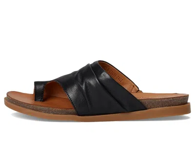 Spring Step Bates Toe Loop Sandal In Black