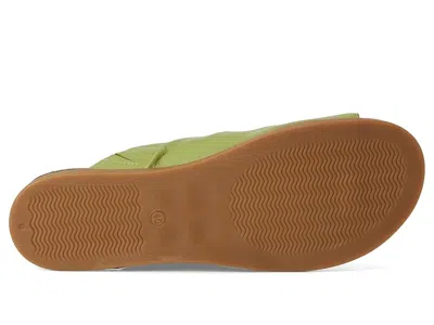 Spring Step Bates In Green