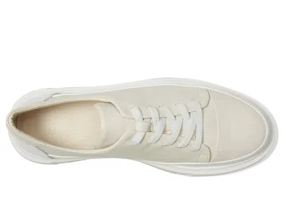 Spring Step Dune In White