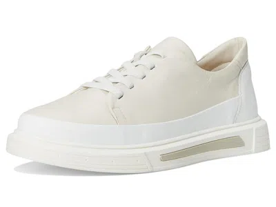 Spring Step Dune In White