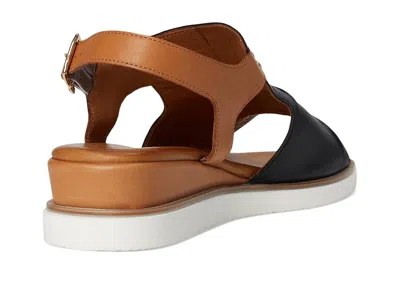 Spring Step Locals In Black