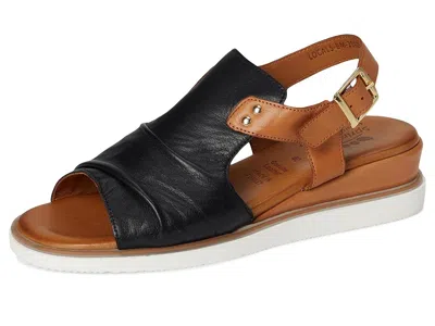 Spring Step Locals In Black