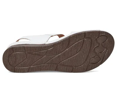 Spring Step Griggs In White