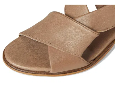 Eric Michael Isla In Neutral
