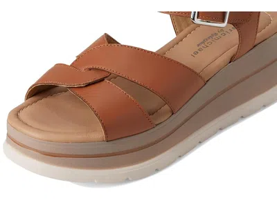 Eric Michael Kinsley In Brown