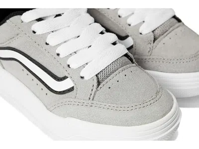 Vans Hylane Sneaker In Gray