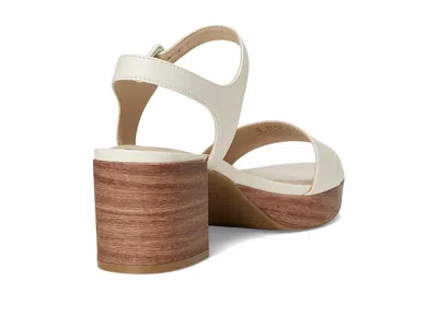 Lifestride Rhythmn Platform Sandal In White