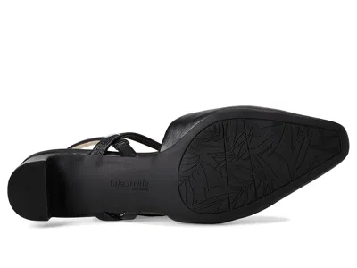 Lifestride Wide Width Lainey Pump In Black