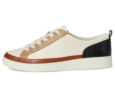Vionic Winny Low Top Sneaker In White