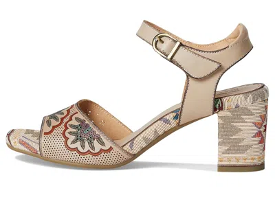 L'artiste By Spring Step Sassyclass In Brown