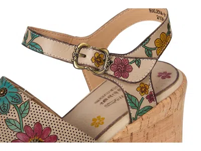 L'artiste By Spring Step Halena In White