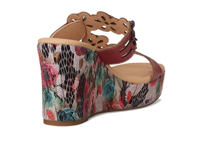 L'artiste By Spring Step Caprice In Multi
