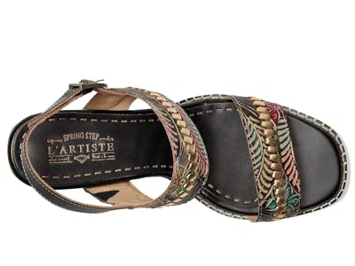 L'artiste By Spring Step Starstud In Black